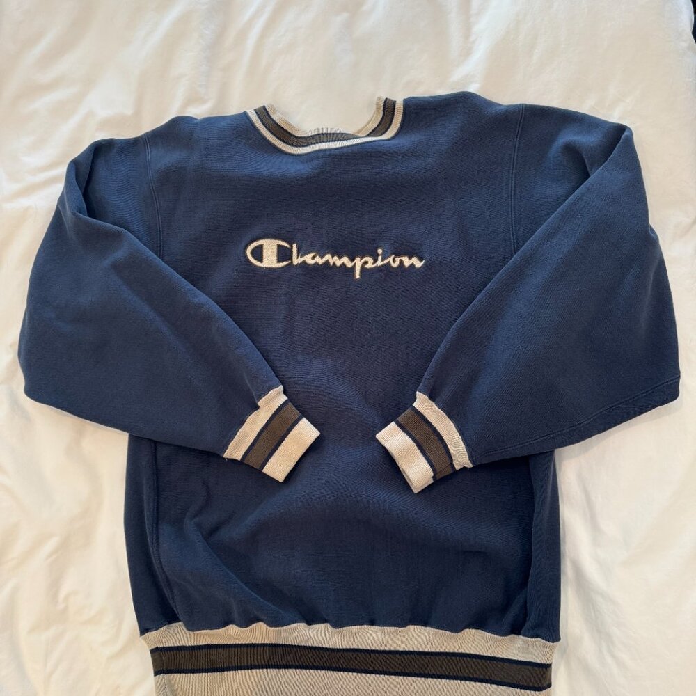 VINTAGE CHAMPION REVERSE WEAVE EMBROIDERED SWEATSHIRT